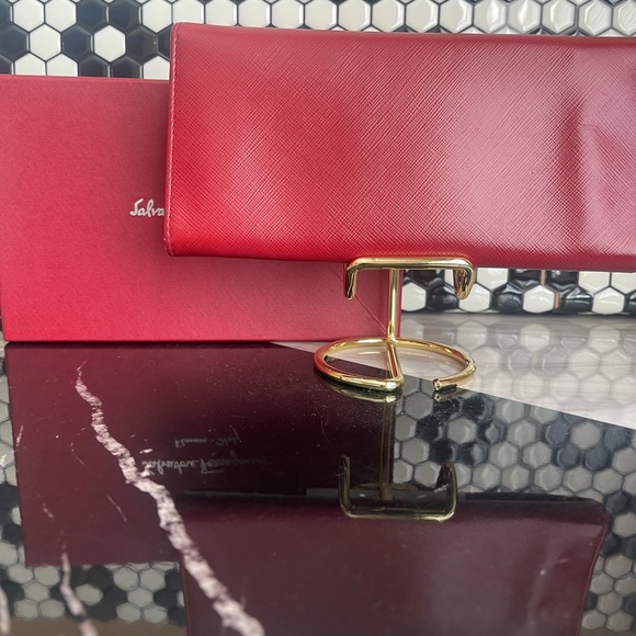 EUC Ferragamo red long wallet - Picture 2 of 6